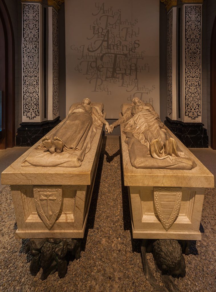 Mausoleo de los amantes en la iglesia de San Pedro de Teruel, obra de Juan de Ávalos y Taborda.